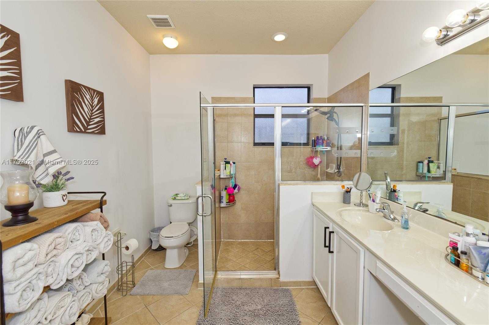 Small Image of 15435 SOUTH WEST 119TH TER #15435, Miami Number 36