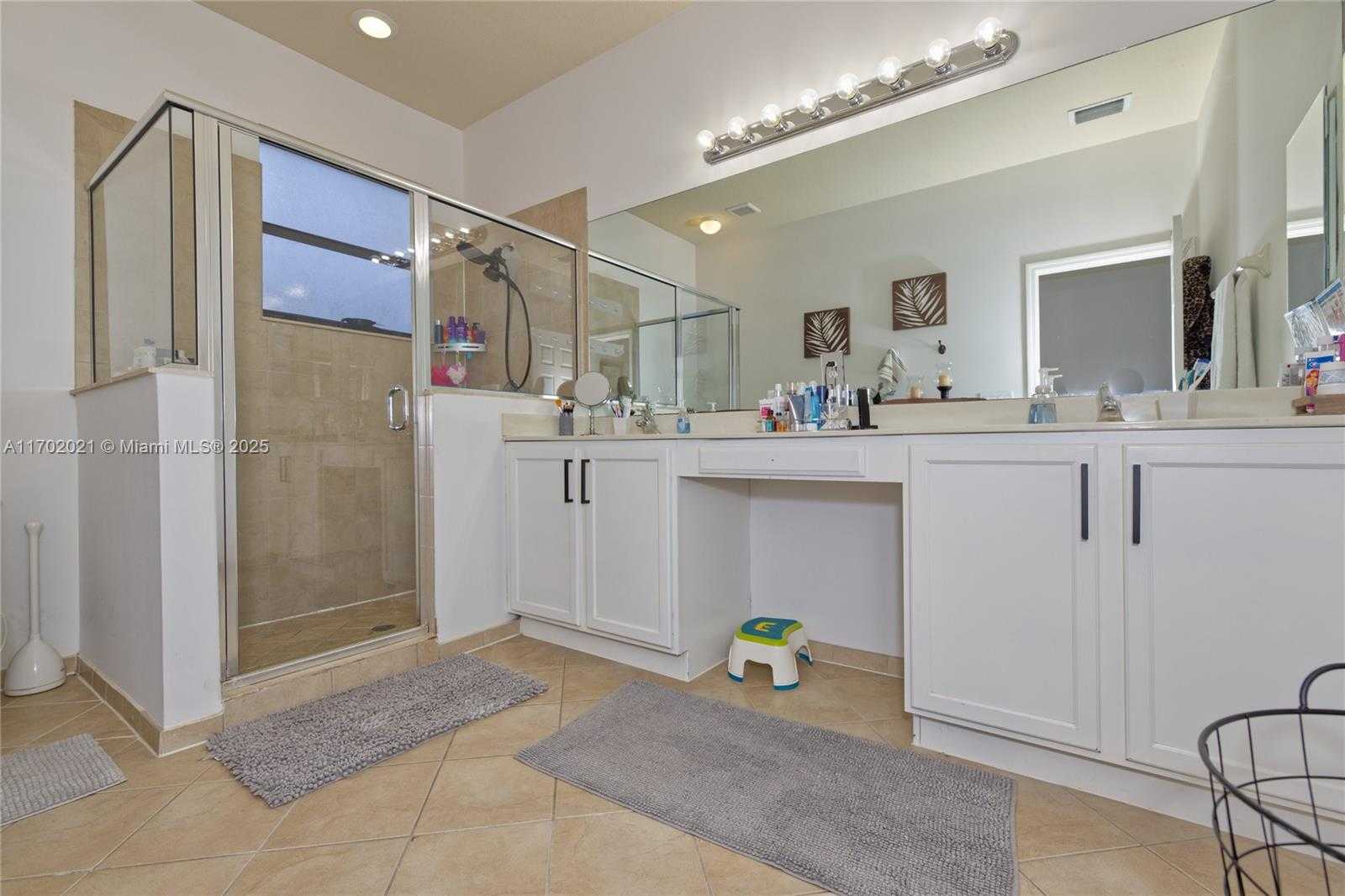 Small Image of 15435 SOUTH WEST 119TH TER #15435, Miami Number 37