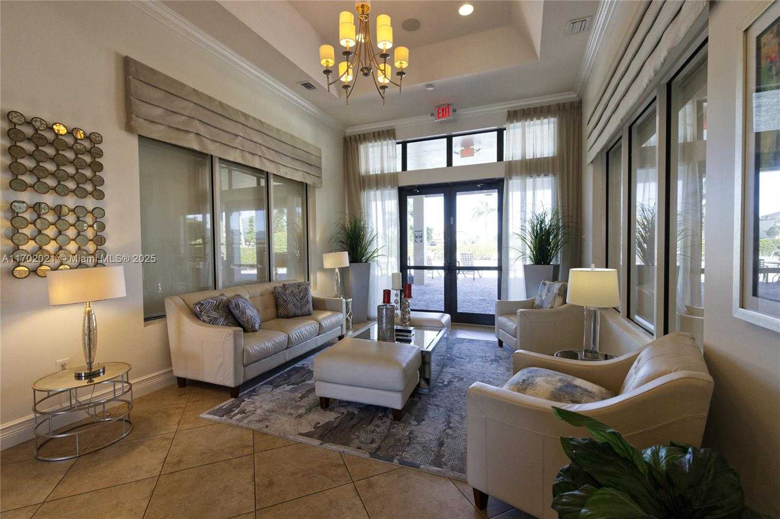 Small Image of 15435 SOUTH WEST 119TH TER #15435, Miami Number 44