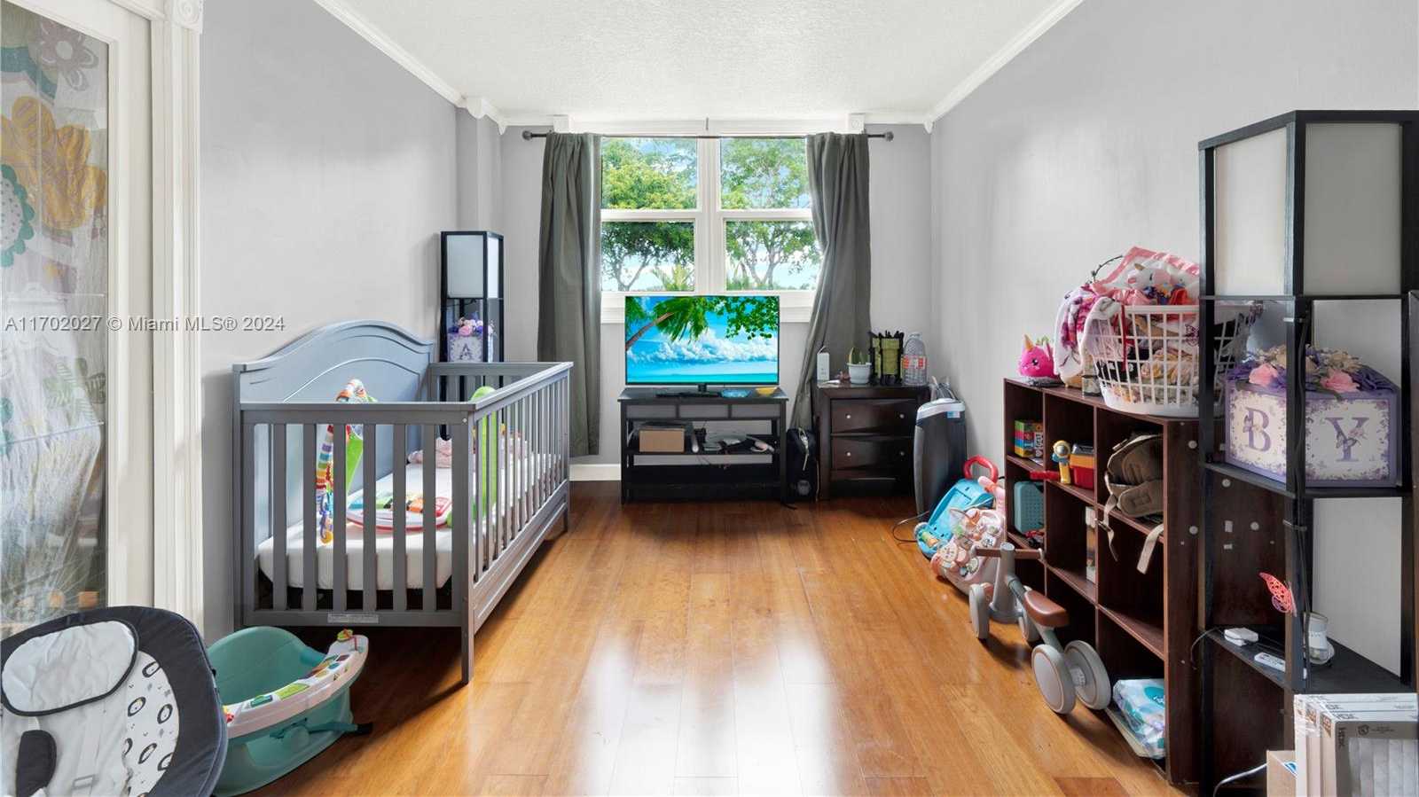 Small Image of 106 LAKE EMERALD DR #213, Oakland Park Number 15
