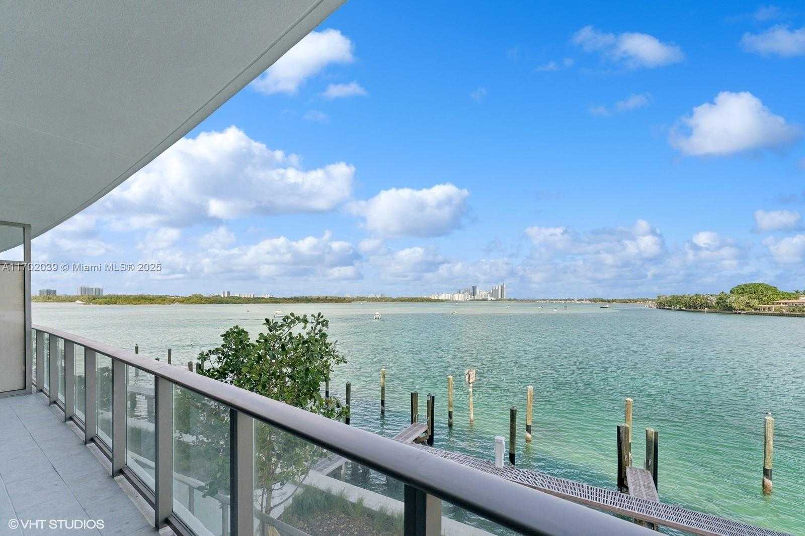 Small Image of 1135 103 #304, Bay Harbor Islands Number 57