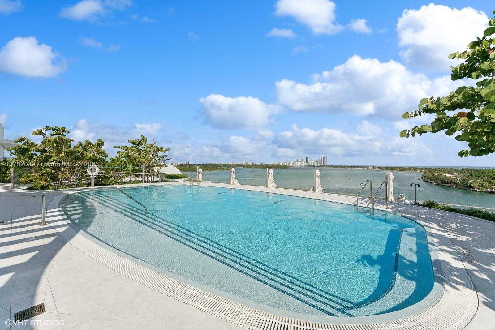 Small Image of 1135 103 #304, Bay Harbor Islands Number 62