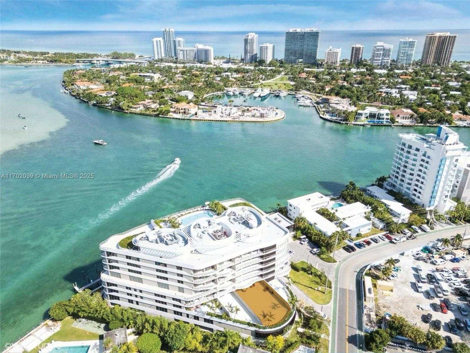 Small Image of 1135 103 #304, Bay Harbor Islands Number 67