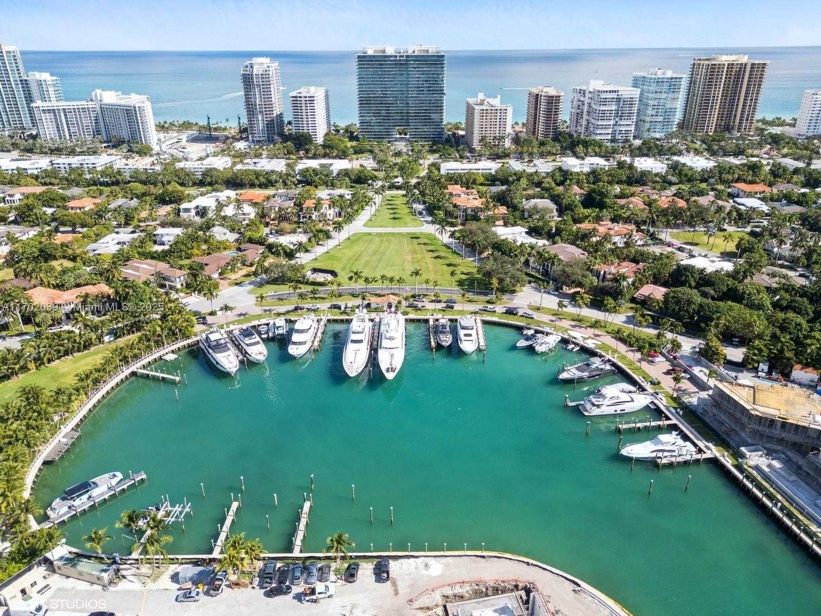 Small Image of 1135 103 #304, Bay Harbor Islands Number 72