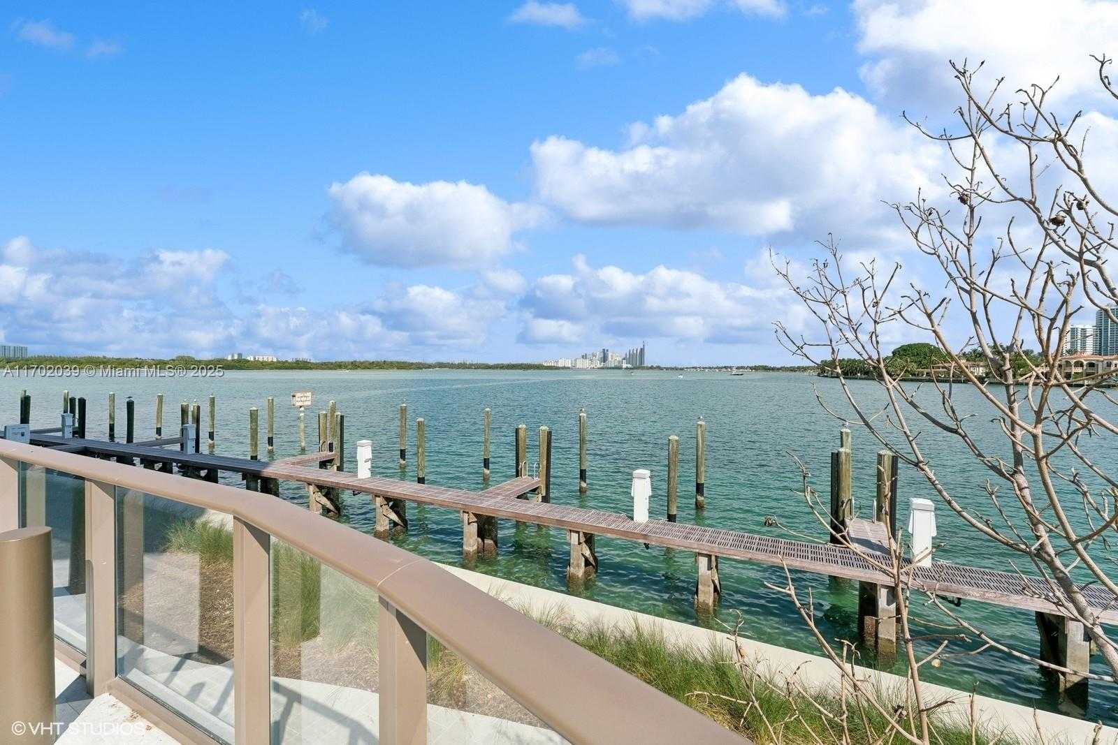 Small Image of 1135 103 #304, Bay Harbor Islands Number 8