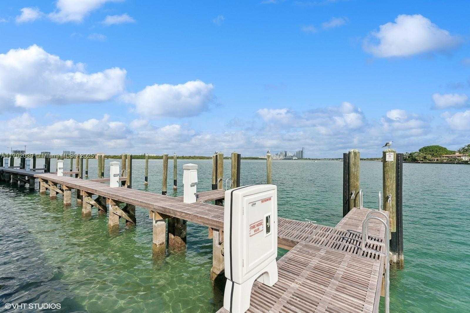 Small Image of 1135 103 #304, Bay Harbor Islands Number 9
