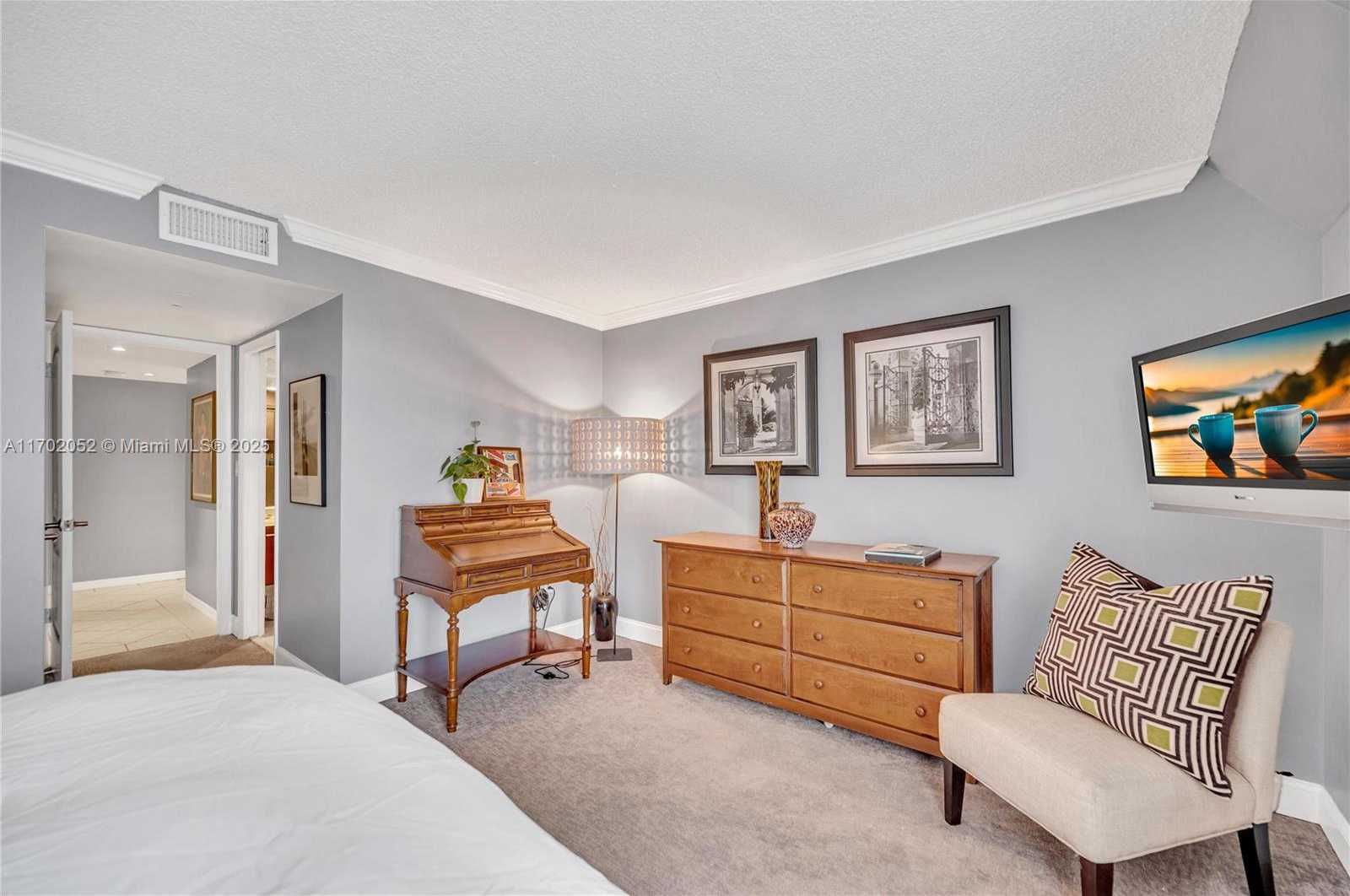 Small Image of 10000 WEST BAY HARBOR DR #401, Bay Harbor Islands Number 35