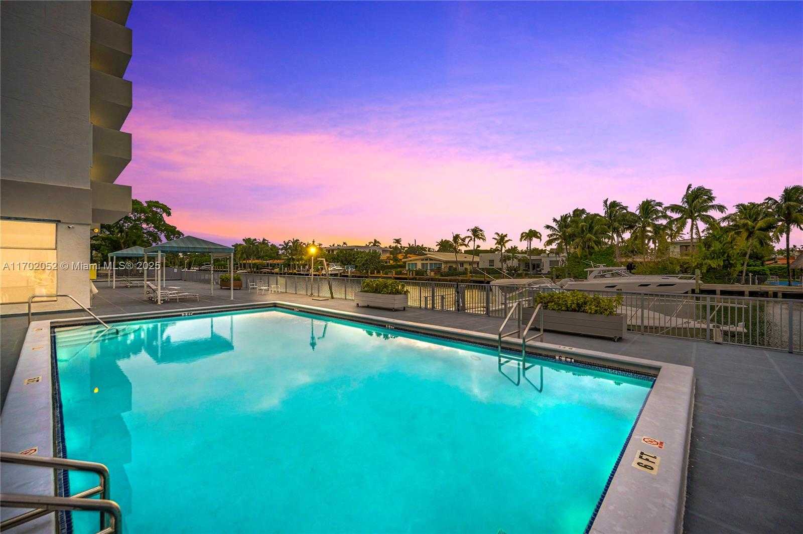 Small Image of 10000 WEST BAY HARBOR DR #401, Bay Harbor Islands Number 39
