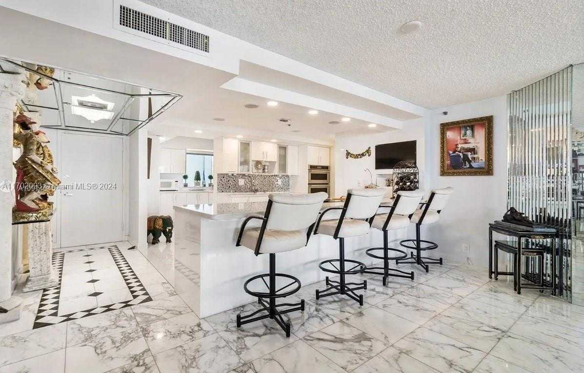 Small Image of 1717 NORTH BAYSHORE DR #A-3451, Miami Number 12