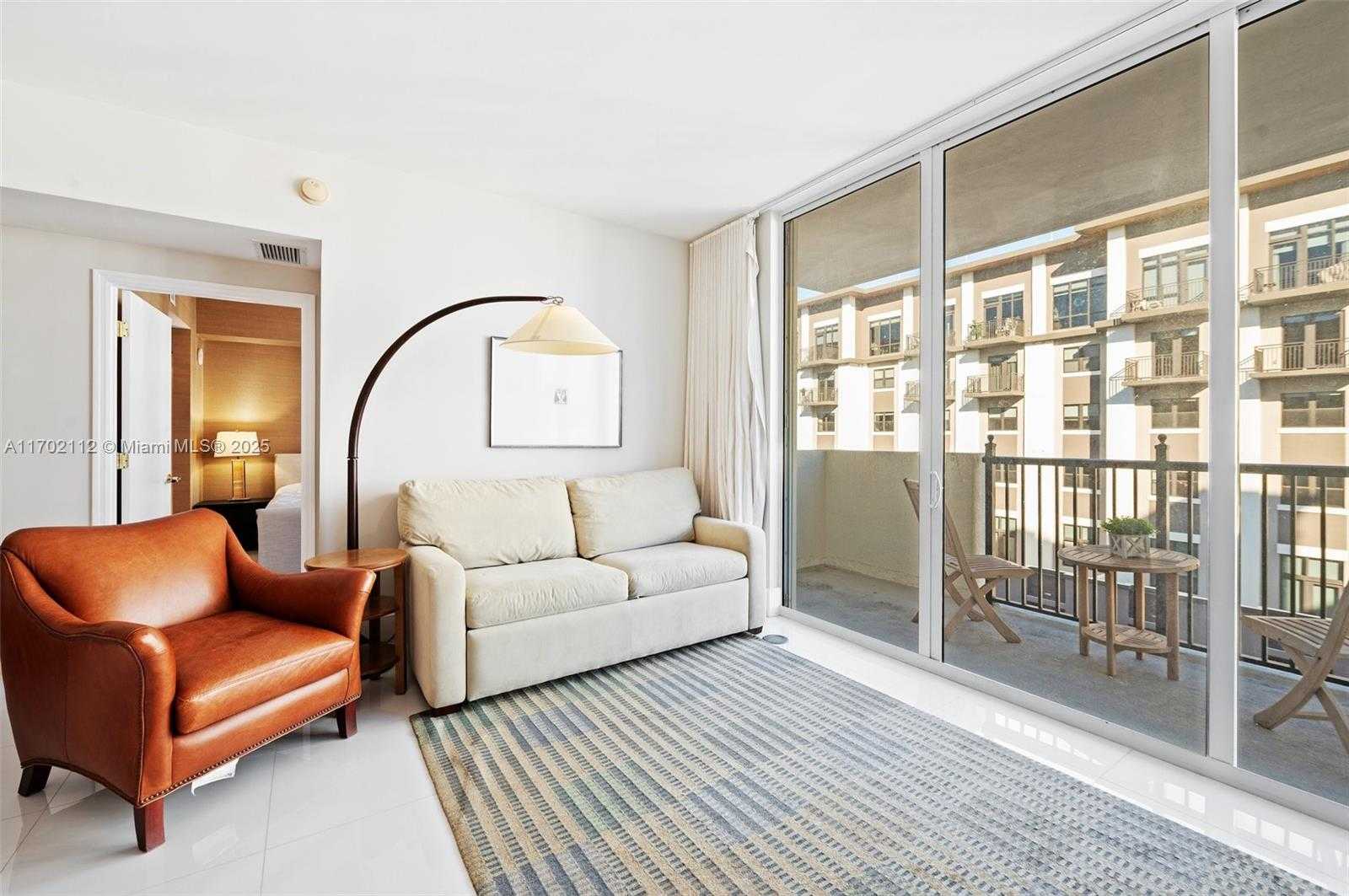 Small Image of 4100 SALZEDO ST #816, Coral Gables Number 2