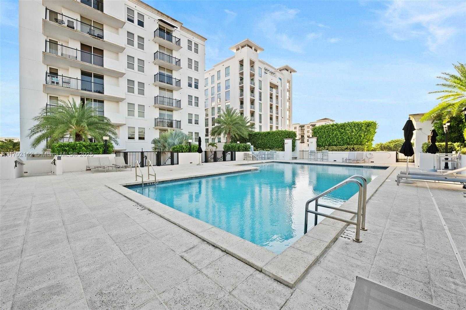 Small Image of 4100 SALZEDO ST #816, Coral Gables Number 26