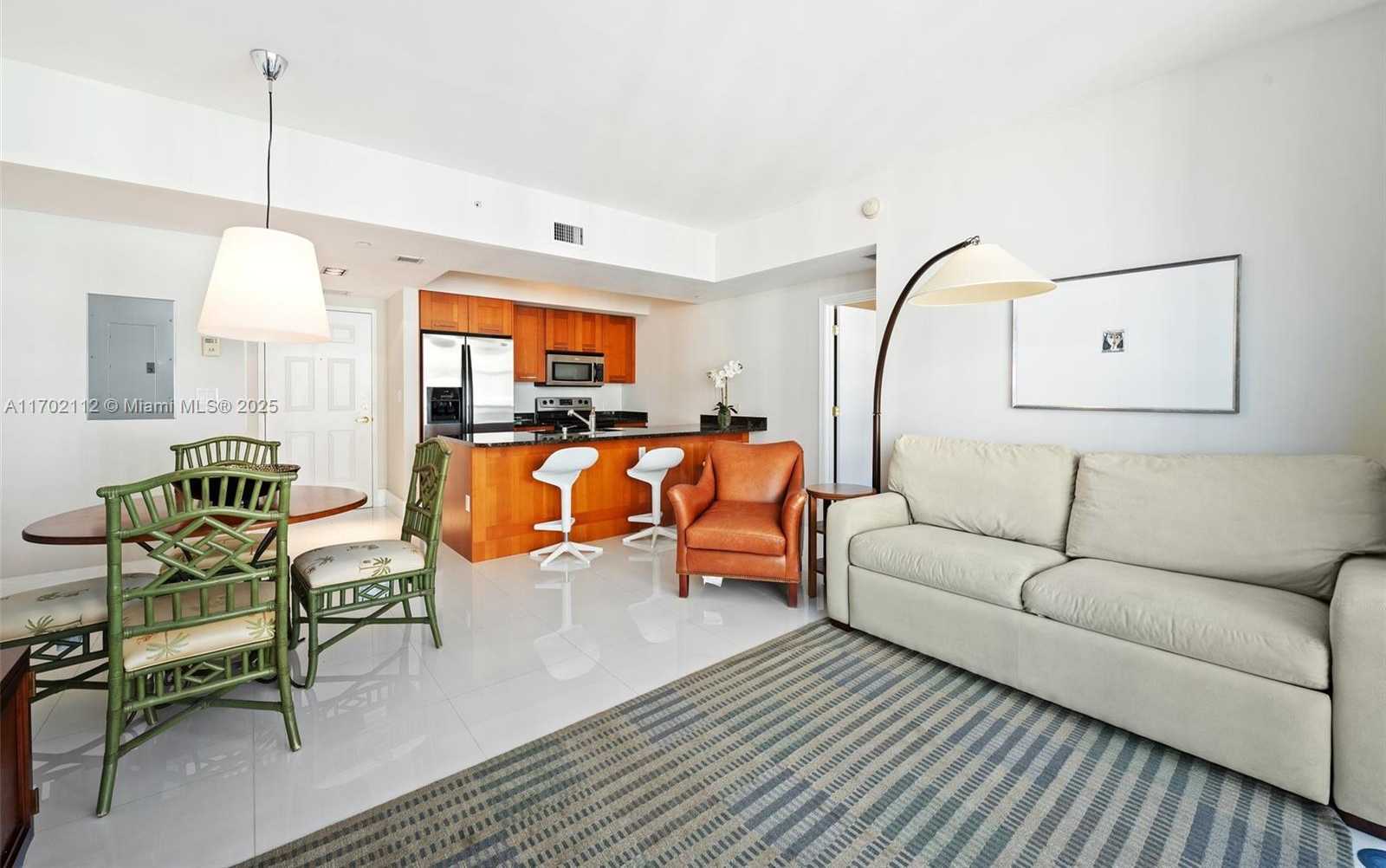 Small Image of 4100 SALZEDO ST #816, Coral Gables Number 6