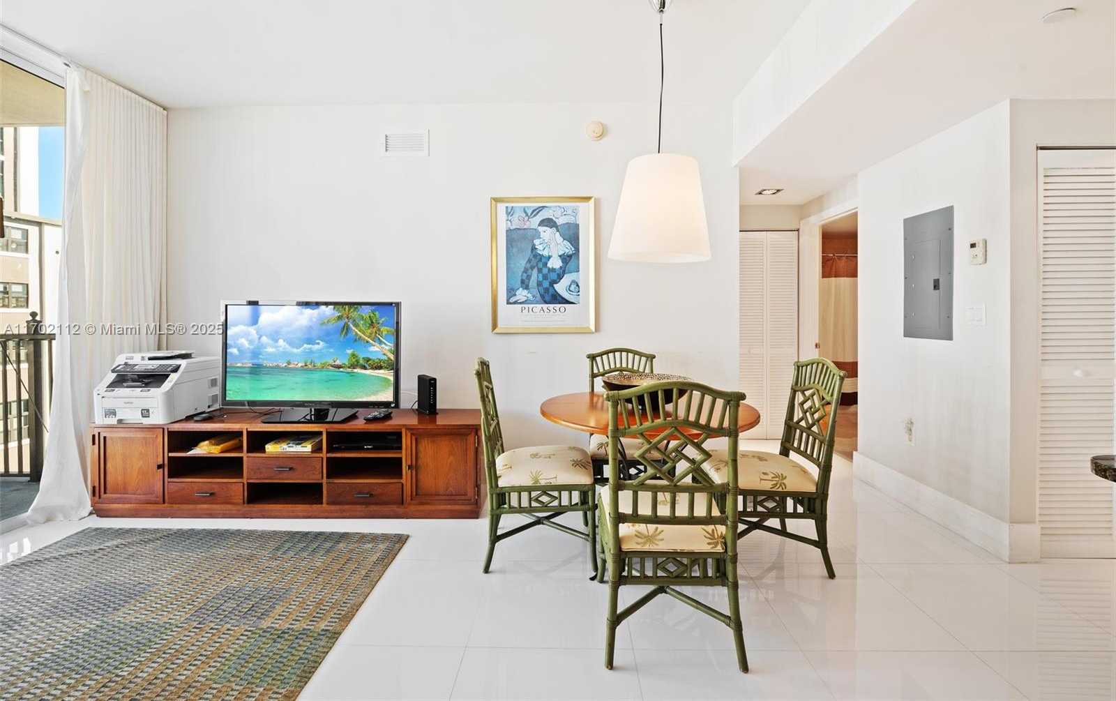 Small Image of 4100 SALZEDO ST #816, Coral Gables Number 7