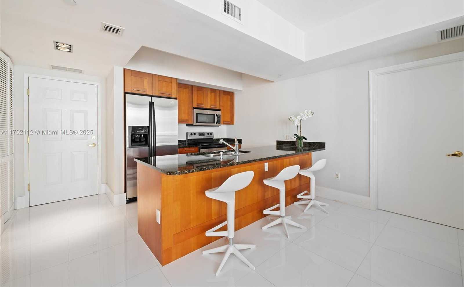 Small Image of 4100 SALZEDO ST #816, Coral Gables Number 8