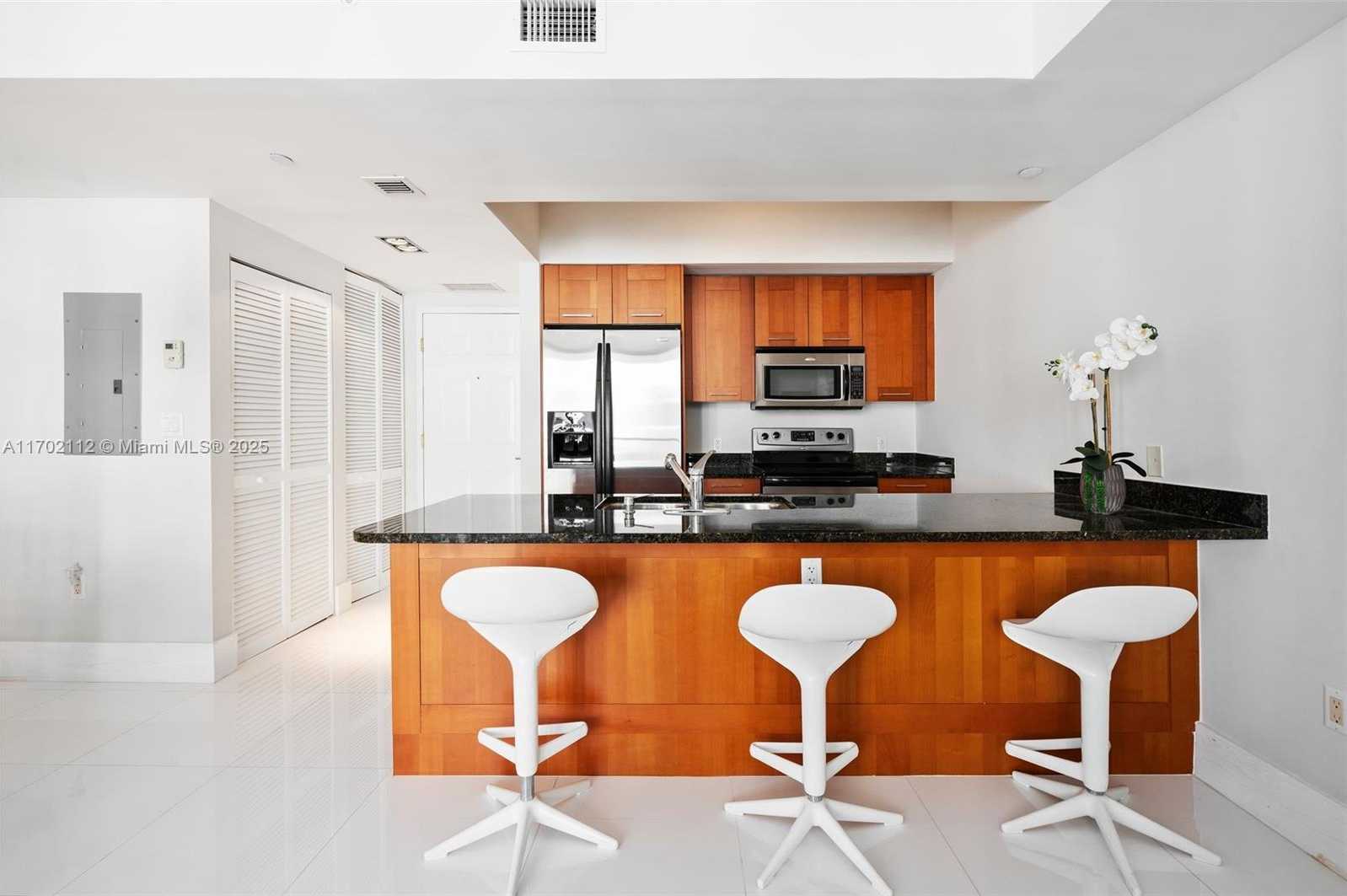 Small Image of 4100 SALZEDO ST #816, Coral Gables Number 9