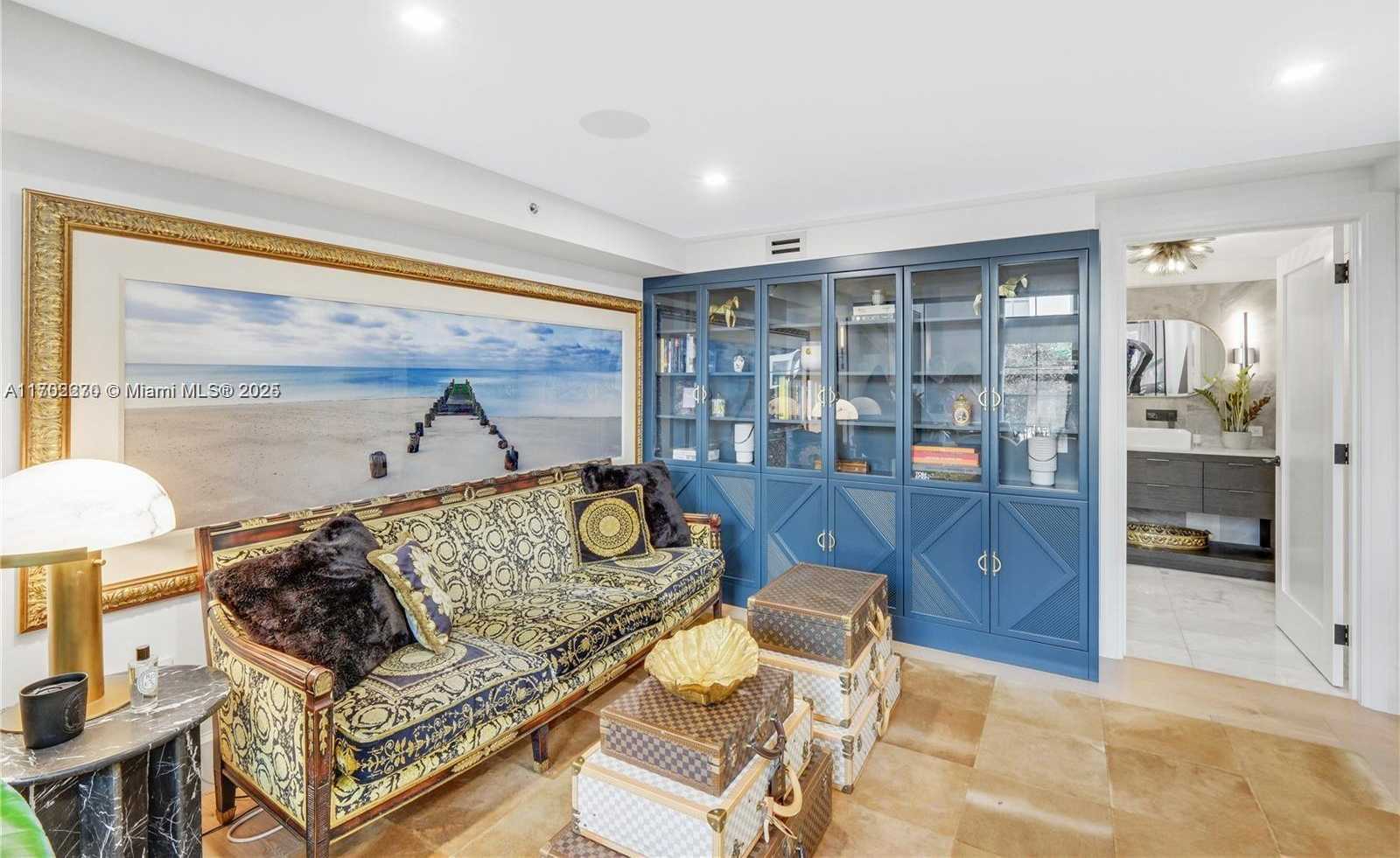 Small Image of 101 Clematis St, West Palm Beach, FL 33401, USA Number 17