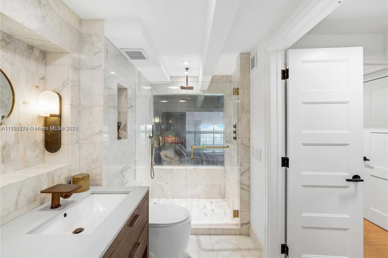 Small Image of 101 Clematis St, West Palm Beach, FL 33401, USA Number 24