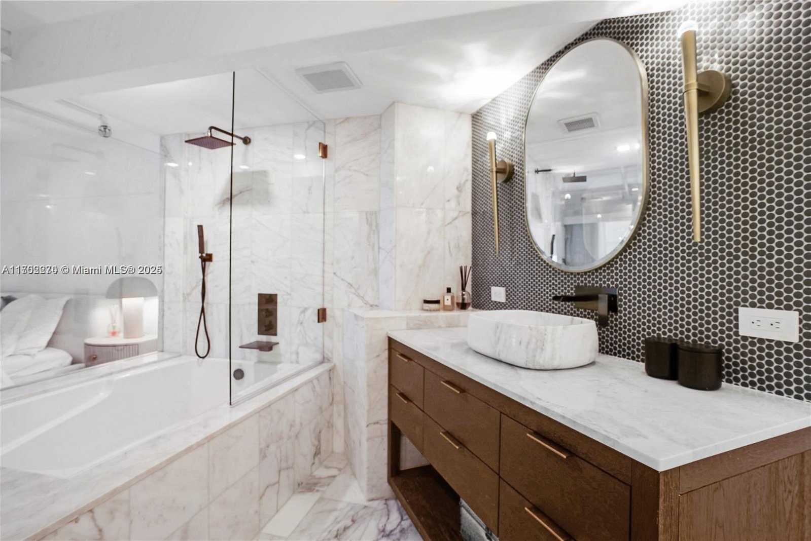 Small Image of 101 Clematis St, West Palm Beach, FL 33401, USA Number 31