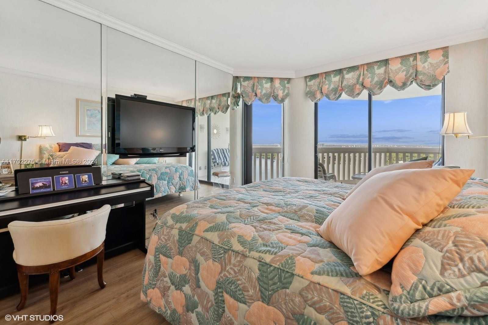 Small Image of 1000 WEST ISLAND BLVD #2911, Aventura Number 42