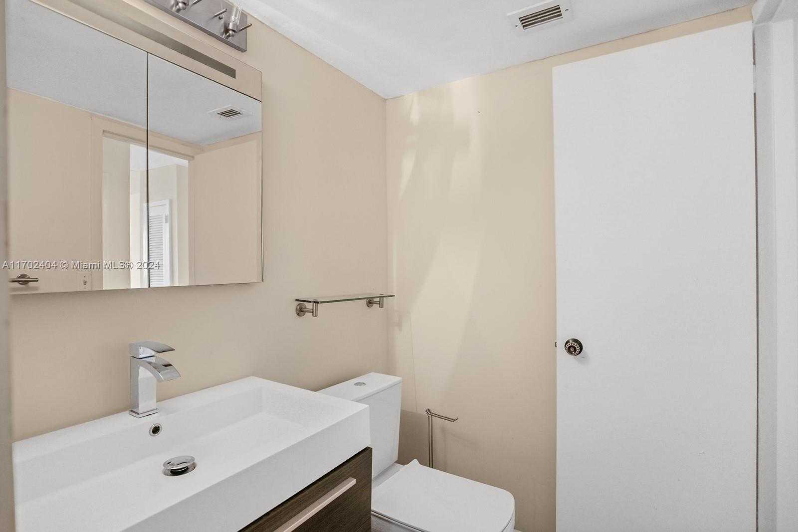 Small Image of 2030 SOUTH OCEAN DR #503, Hallandale Beach Number 26