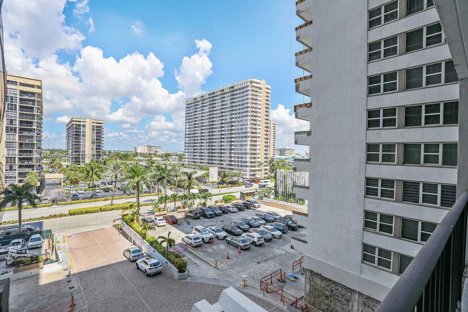 Small Image of 2030 SOUTH OCEAN DR #503, Hallandale Beach Number 3