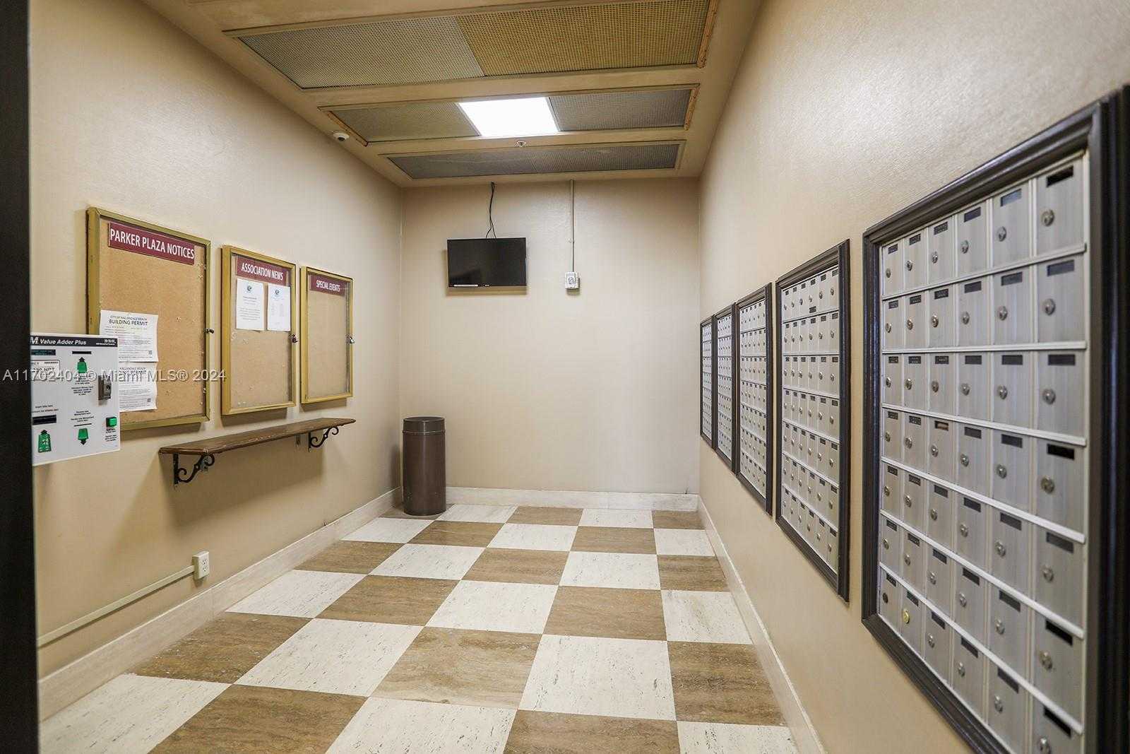 Small Image of 2030 SOUTH OCEAN DR #503, Hallandale Beach Number 31