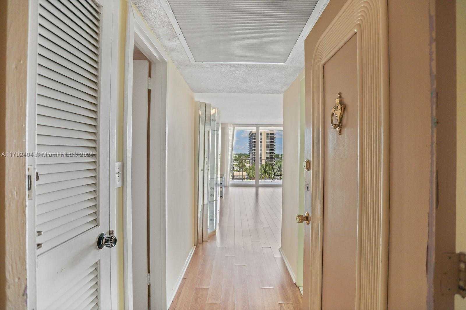 Small Image of 2030 SOUTH OCEAN DR #503, Hallandale Beach Number 7