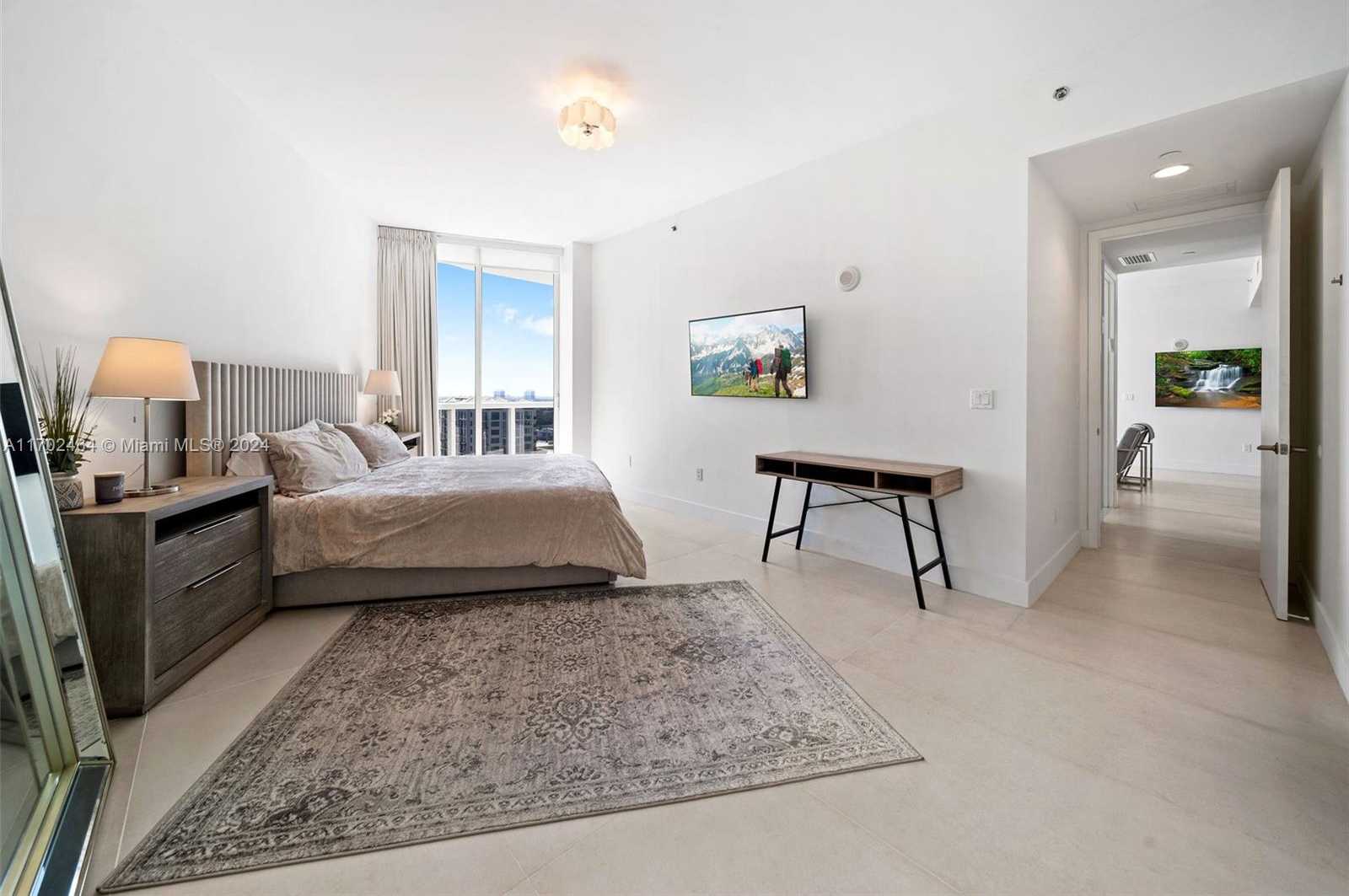 Small Image of 15811 COLLINS AVE #1805, Sunny Isles Beach Number 14