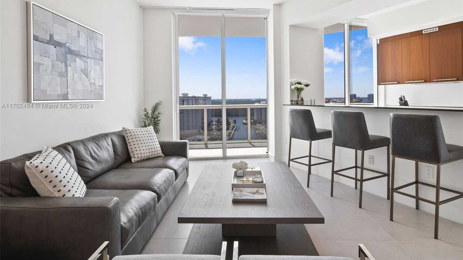 Small Image of 15811 COLLINS AVE #1805, Sunny Isles Beach Number 5