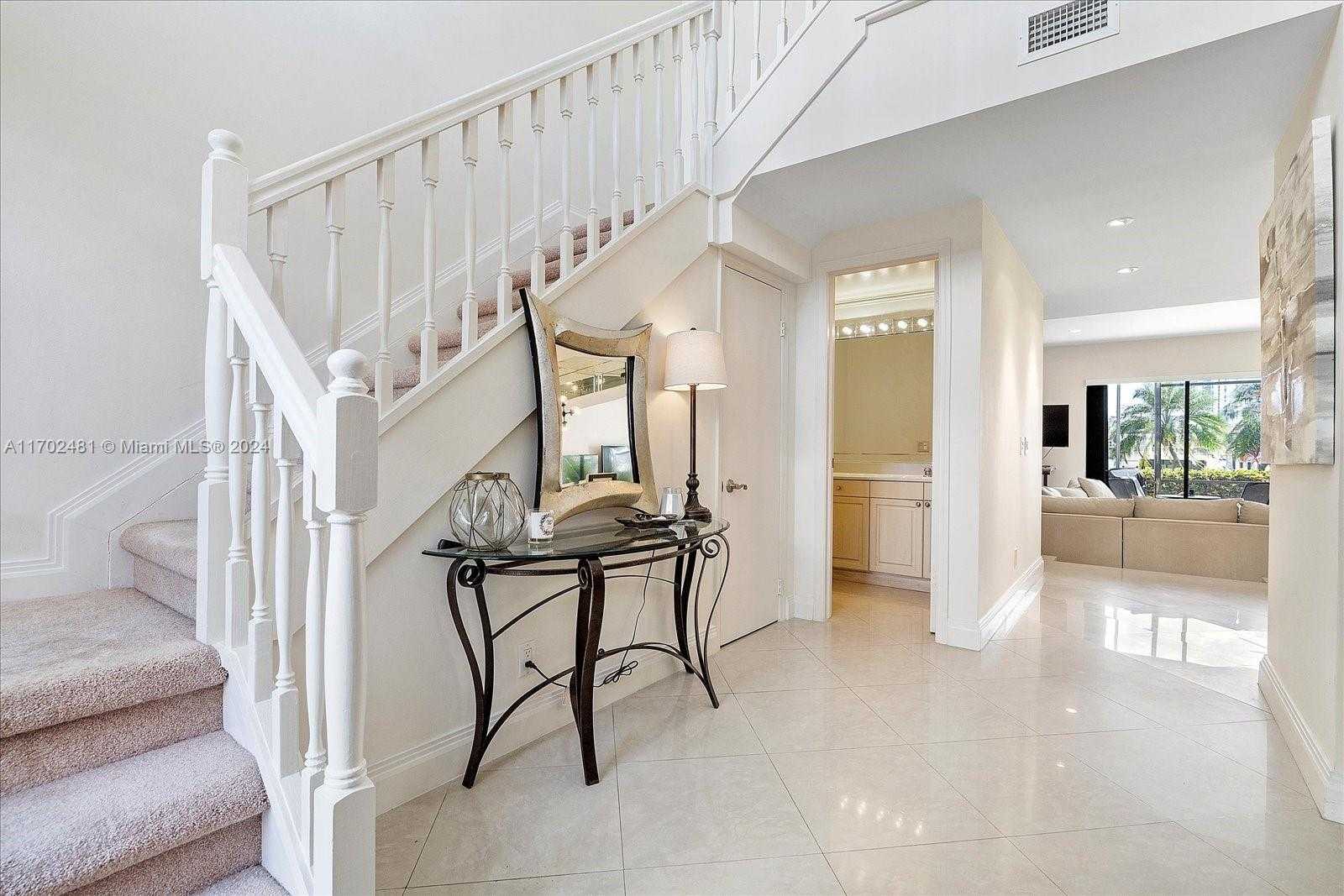 Small Image of 3620 YACHT CLUB DR #503, Aventura Number 10