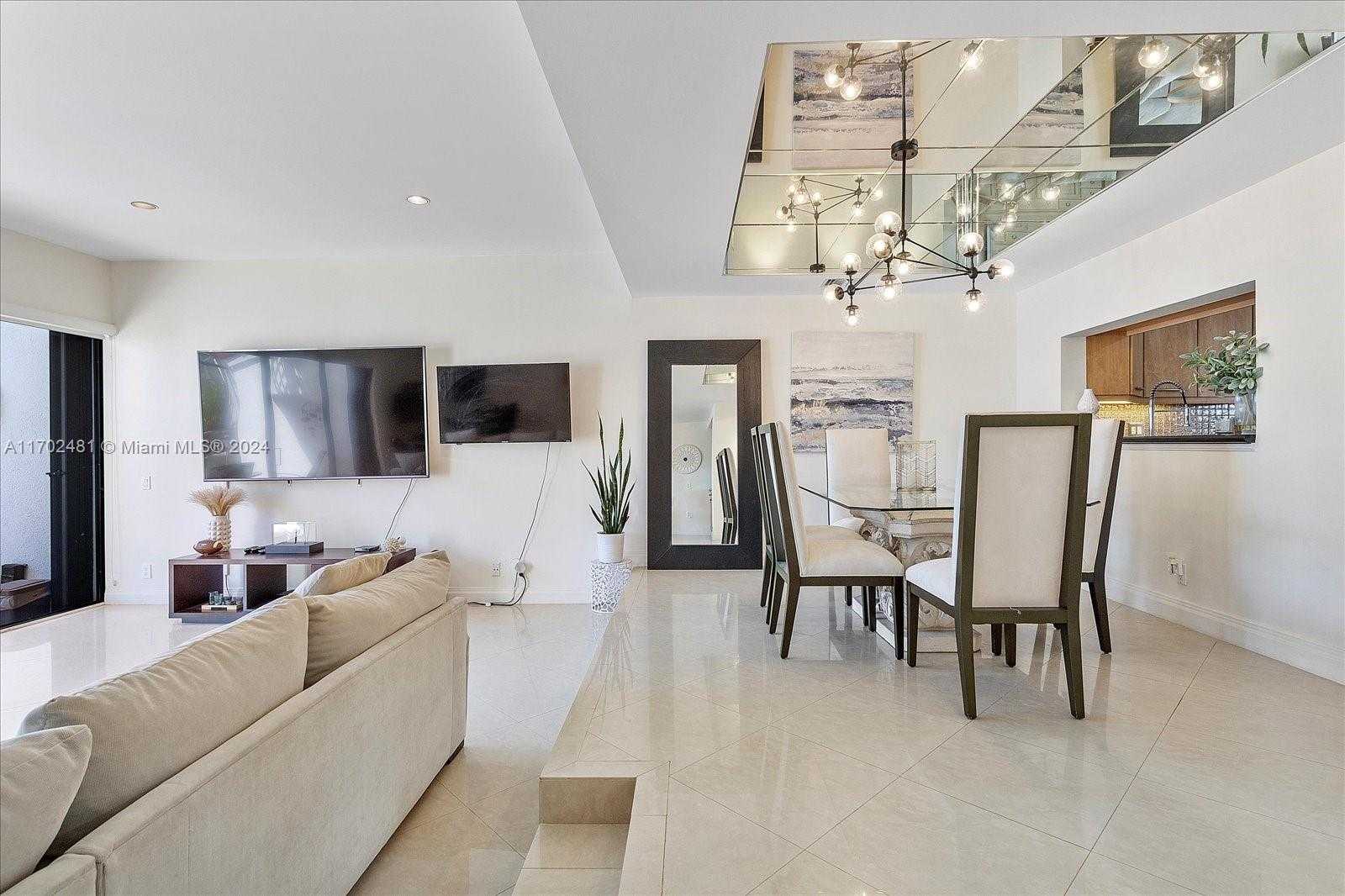 Small Image of 3620 YACHT CLUB DR #503, Aventura Number 11