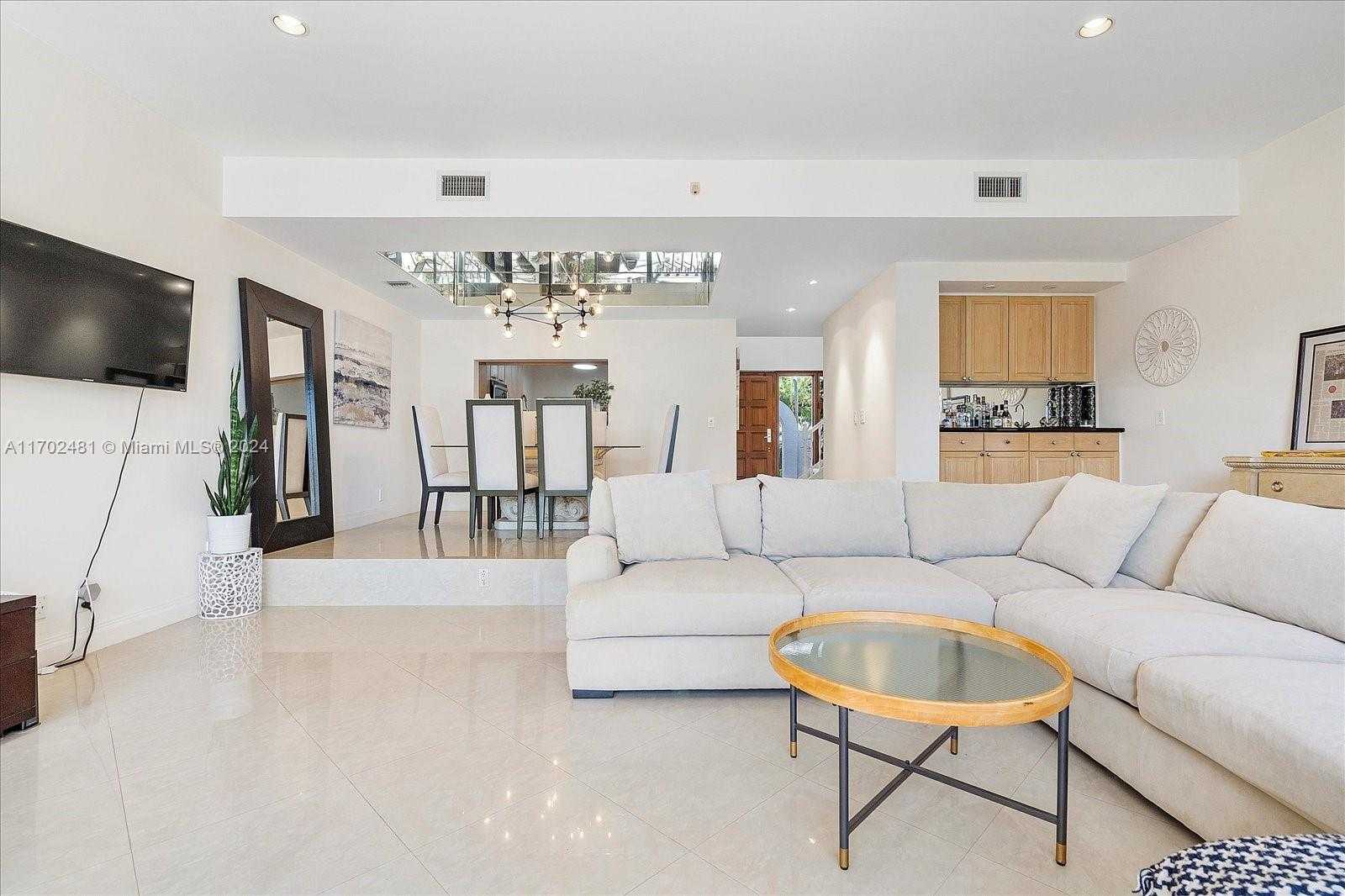 Small Image of 3620 YACHT CLUB DR #503, Aventura Number 15