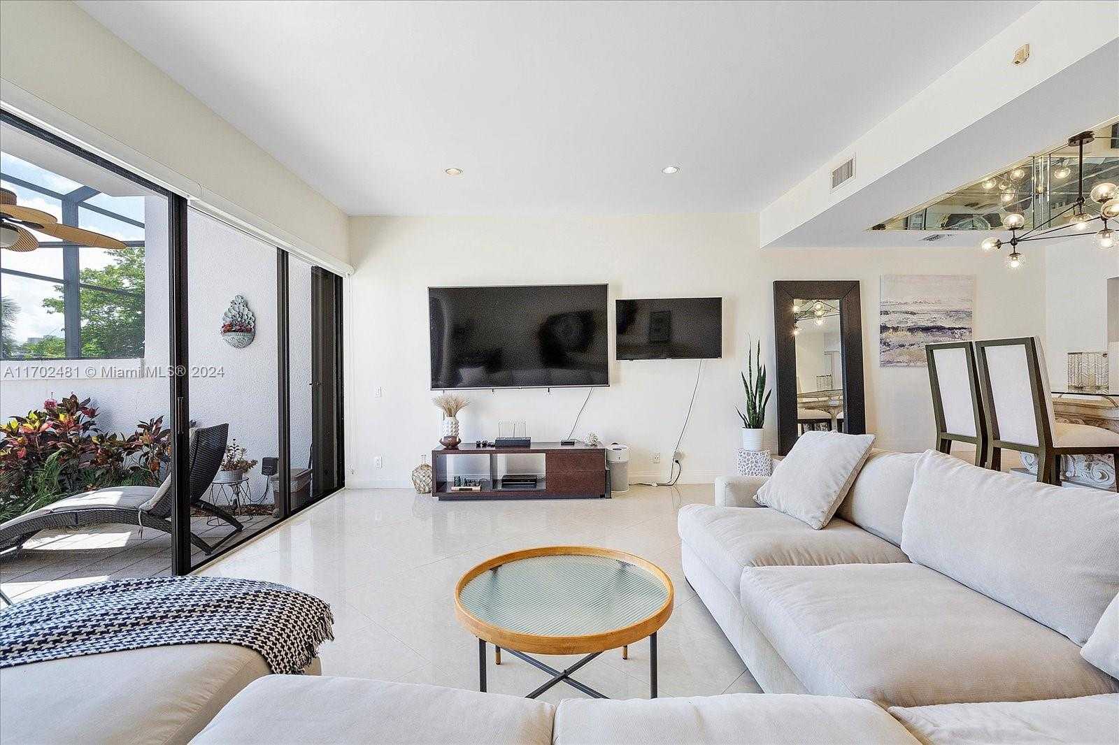 Small Image of 3620 YACHT CLUB DR #503, Aventura Number 18