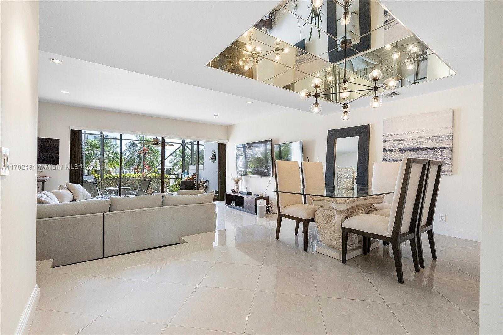 Small Image of 3620 YACHT CLUB DR #503, Aventura Number 2