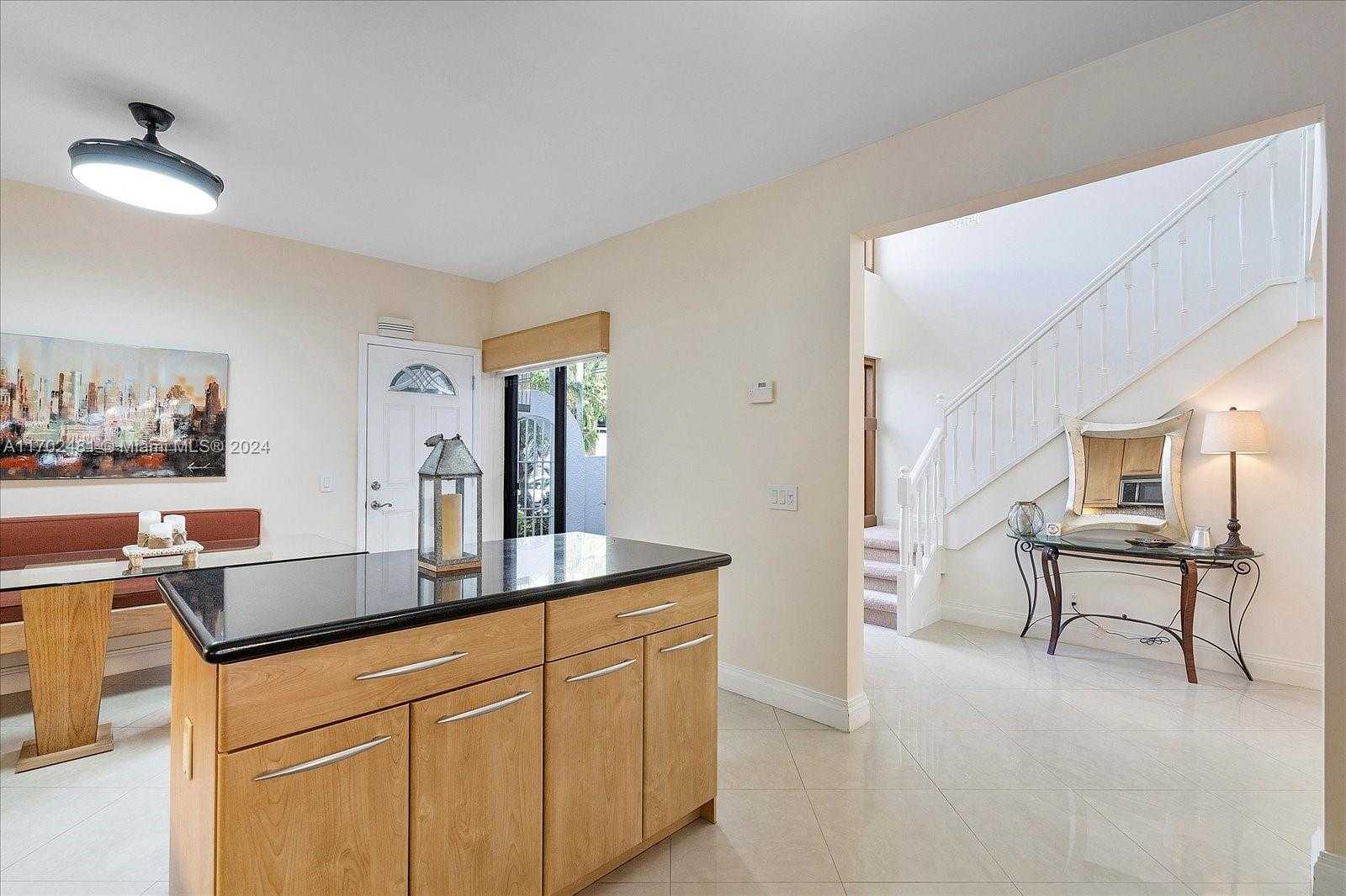 Small Image of 3620 YACHT CLUB DR #503, Aventura Number 23