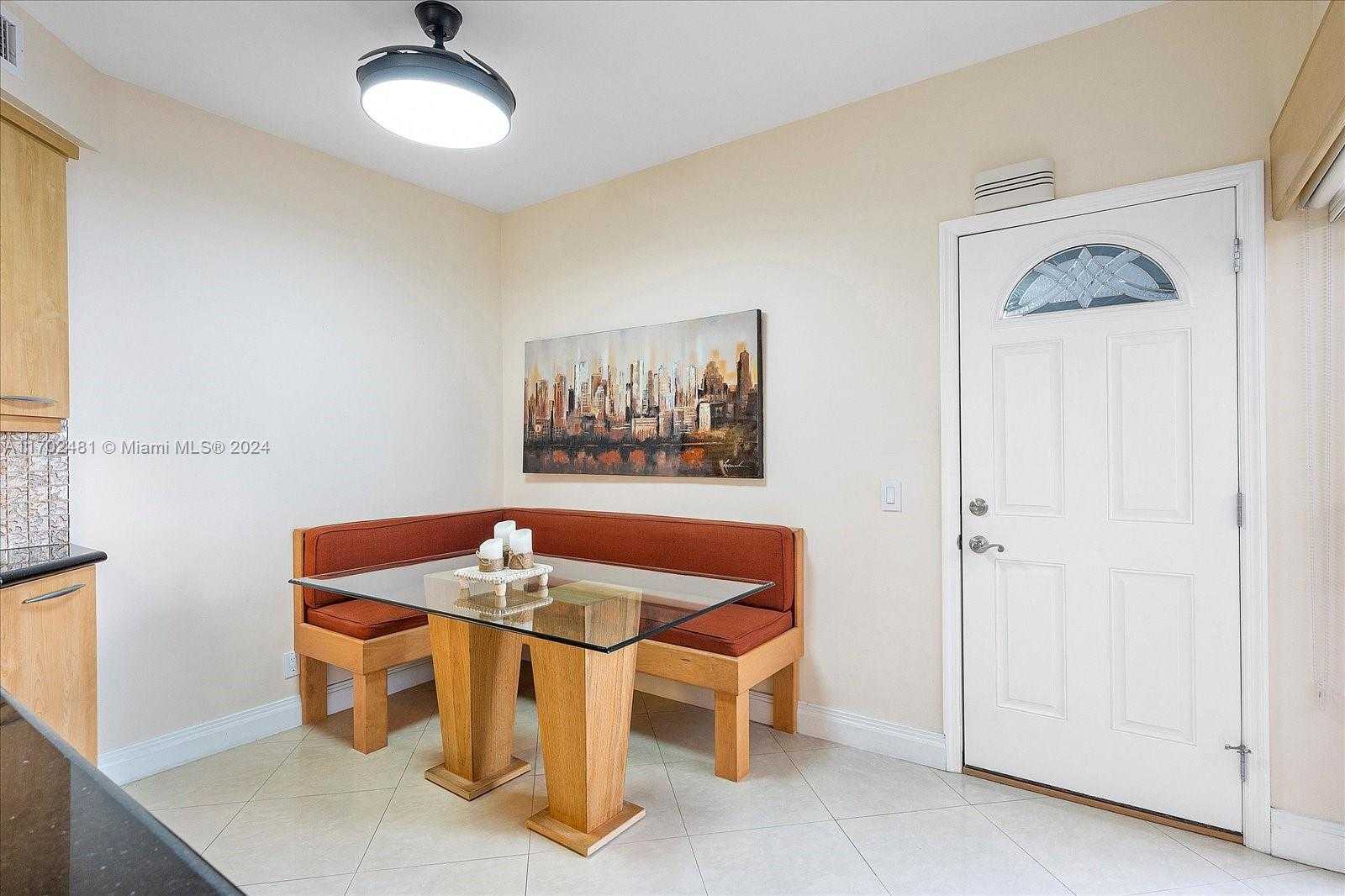Small Image of 3620 YACHT CLUB DR #503, Aventura Number 29