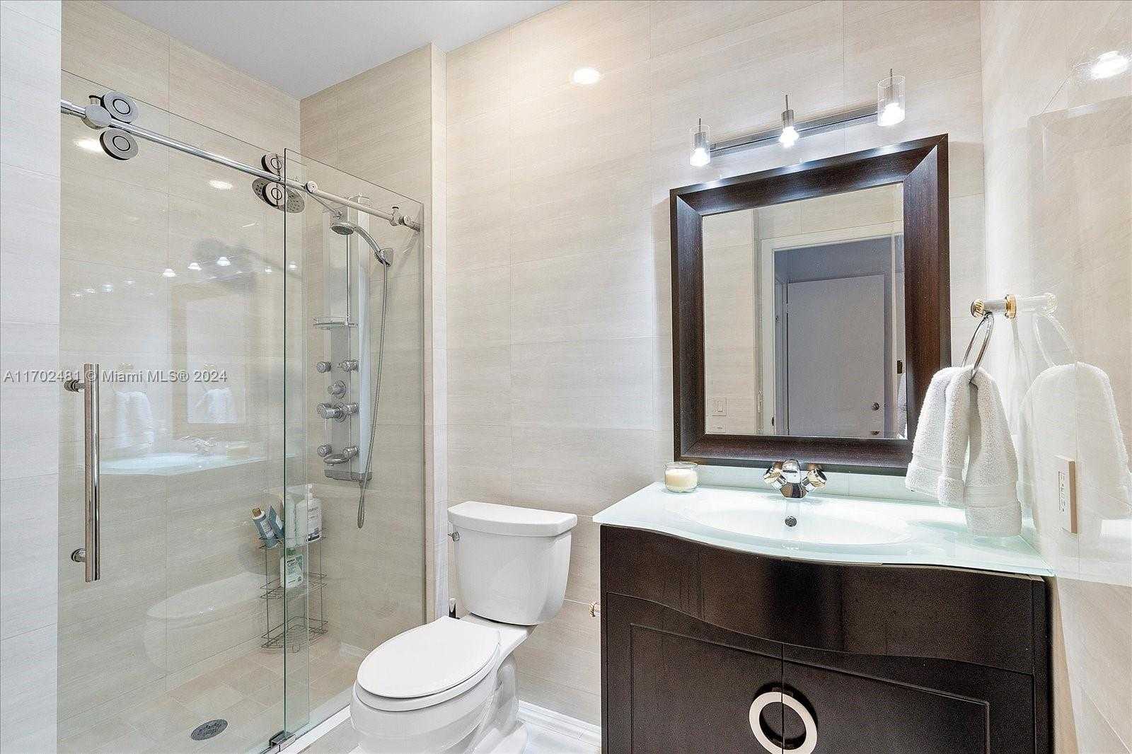 Small Image of 3620 YACHT CLUB DR #503, Aventura Number 35