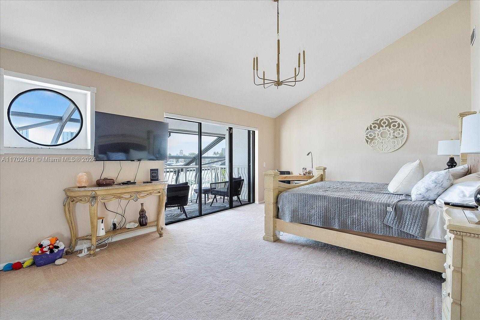 Small Image of 3620 YACHT CLUB DR #503, Aventura Number 38
