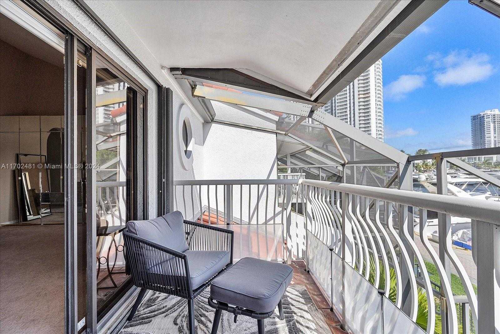 Small Image of 3620 YACHT CLUB DR #503, Aventura Number 40