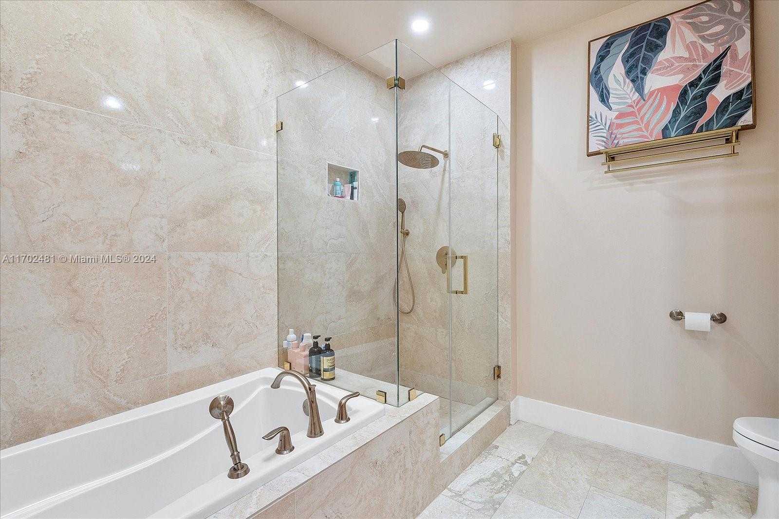 Small Image of 3620 YACHT CLUB DR #503, Aventura Number 43