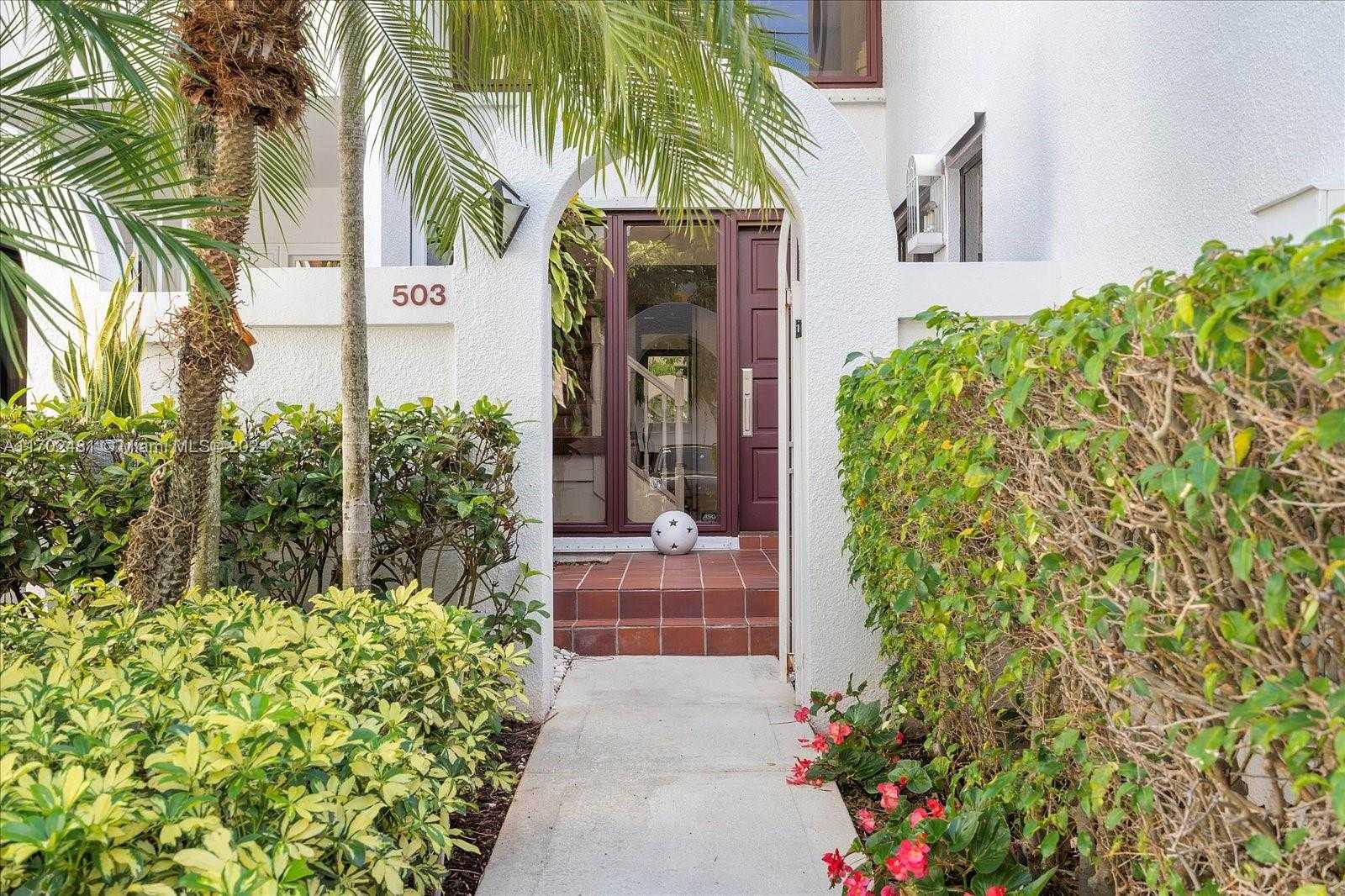 Small Image of 3620 YACHT CLUB DR #503, Aventura Number 5