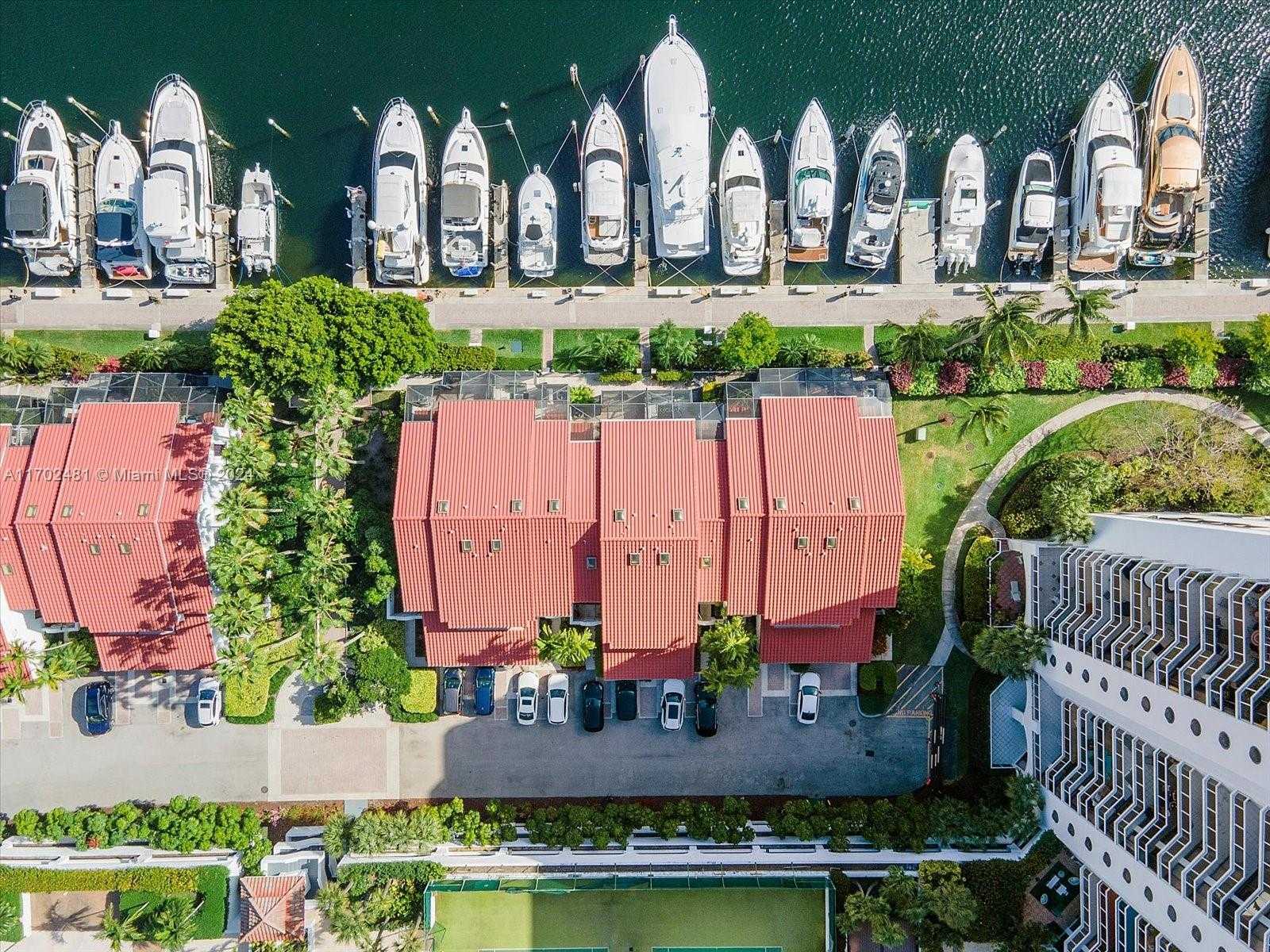 Small Image of 3620 YACHT CLUB DR #503, Aventura Number 51