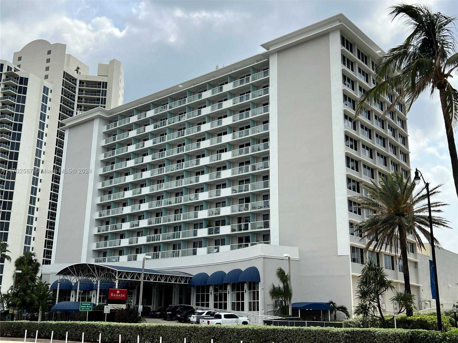 Small Image of 19201 #440, Sunny Isles Beach Number 2