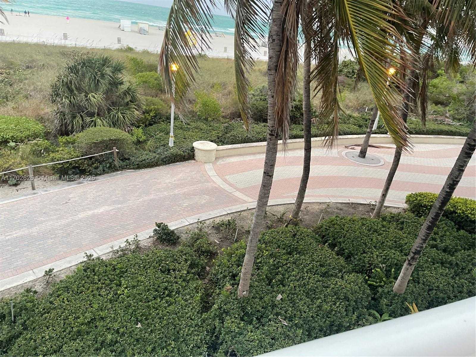 Small Image of 100 LINCOLN RD #833, Miami Beach Number 9
