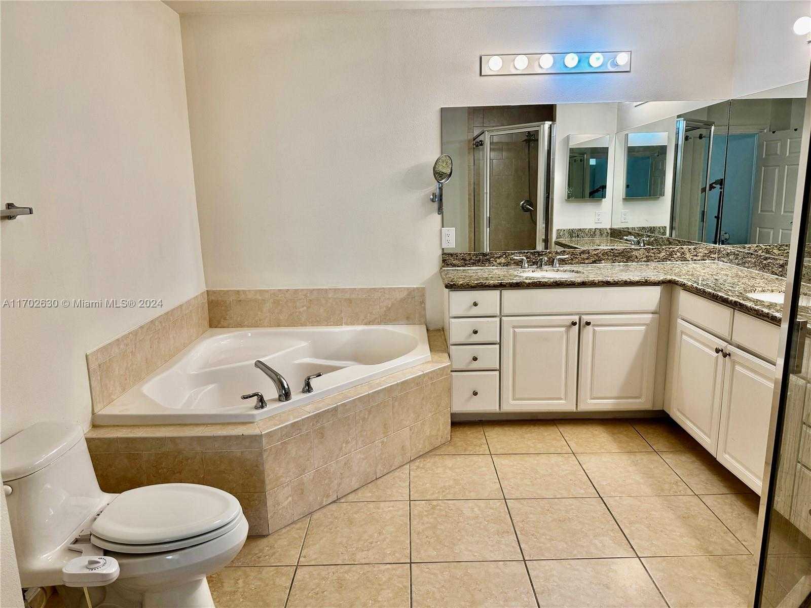 Small Image of 3001 NORTH EAST 185TH ST #514, Aventura Number 8