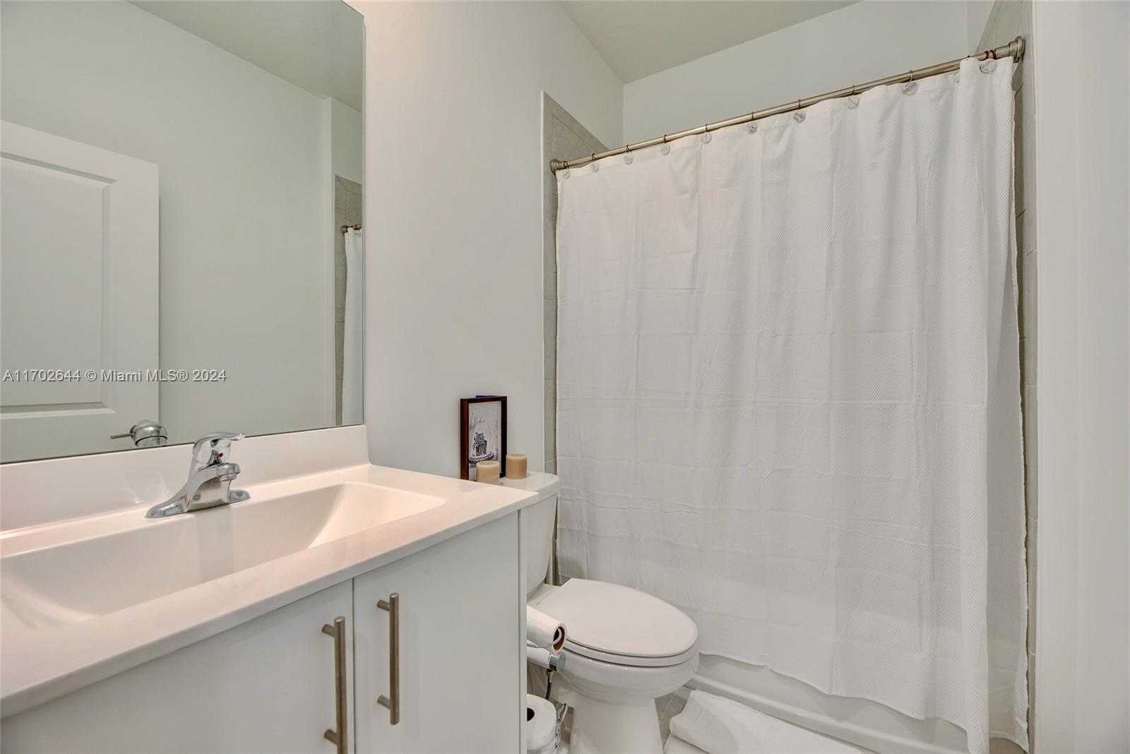 Small Image of 11887 NORTH WEST 46TH ST, Coral Springs Number 19