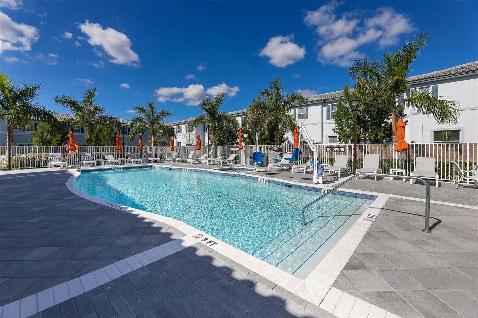 Small Image of 11887 NORTH WEST 46TH ST, Coral Springs Number 26