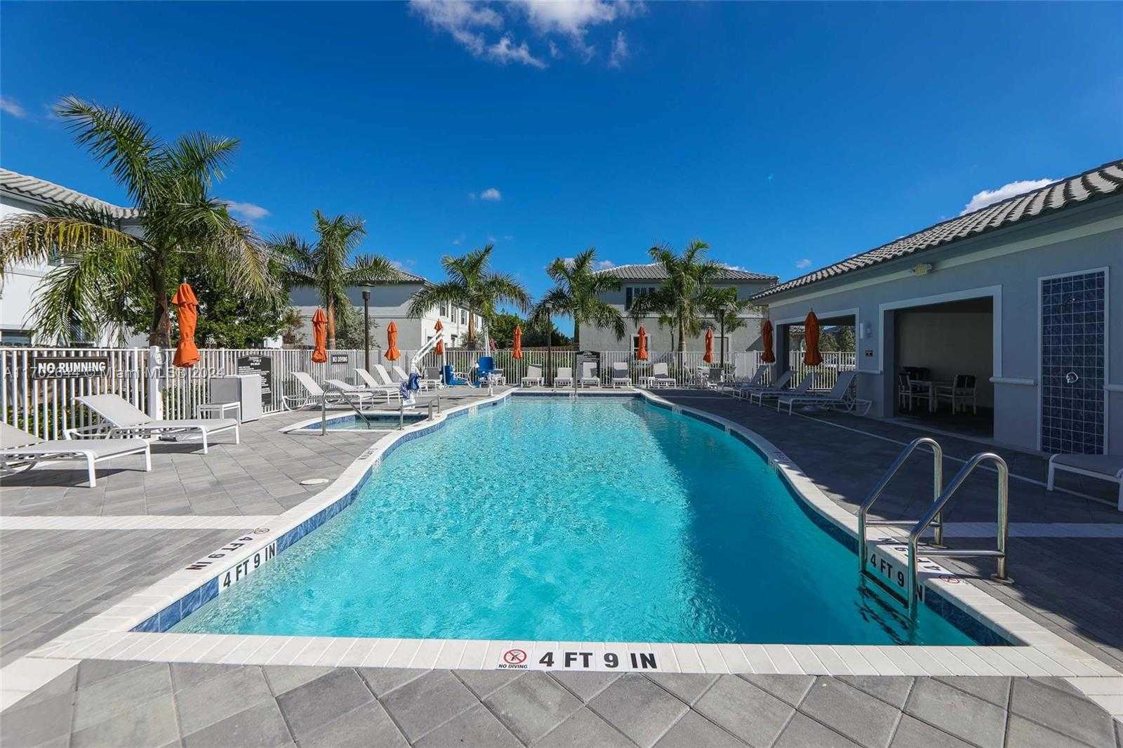 Small Image of 11887 NORTH WEST 46TH ST, Coral Springs Number 27