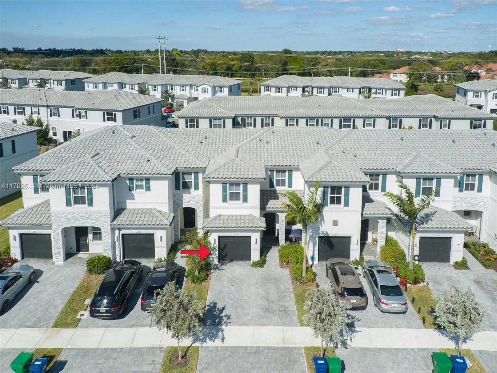 Small Image of 11887 NORTH WEST 46TH ST, Coral Springs Number 34