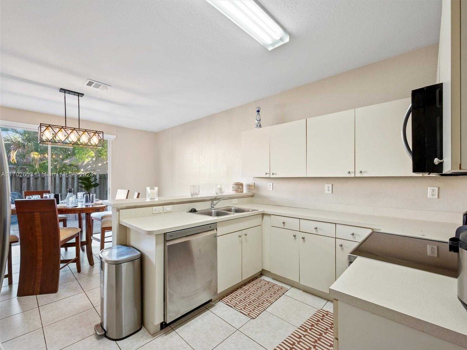 Small Image of 13813 SOUTH WEST 275TH TER, Homestead Number 17